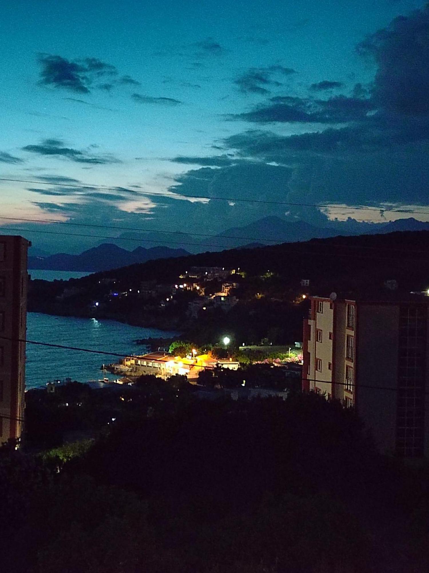 Apartmani Ljubica Утьеха Экстерьер фото